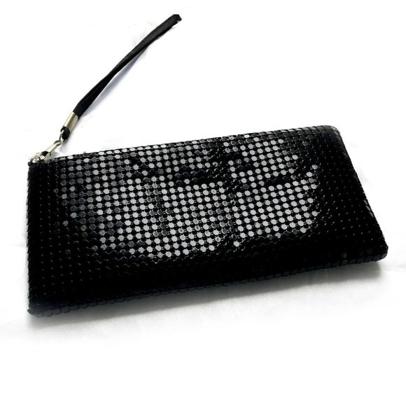 Luxe Midnight Black Mesh Wristlet - Picture 3 of 8